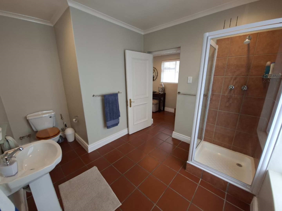 4 Bedroom Property for Sale in Constantia Western Cape